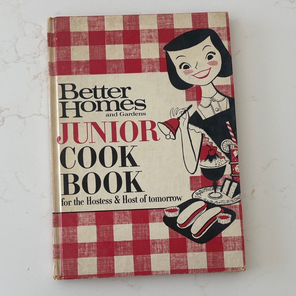 Better Homes & Gardens Junior Cookbook Retro/ 1963